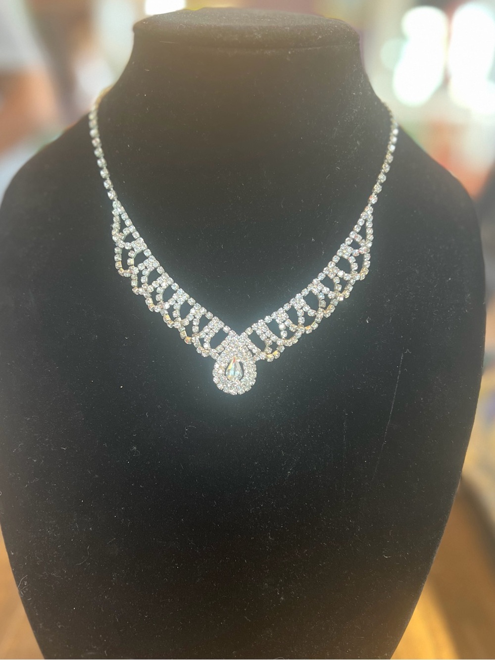 Faux Crystal Teardrop Statement Necklace